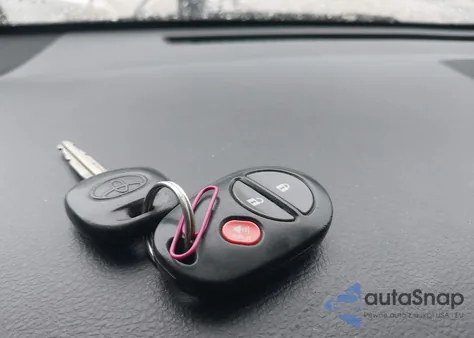 2016 Toyota Sienna L 7 Passenger z USA, uszkodzony, nr VIN 5TDZK3DC3GS715661